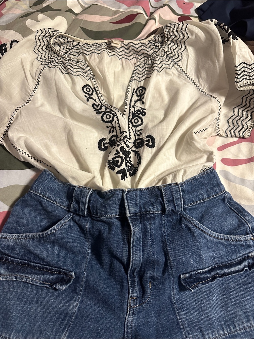 J. Crew White Tunic with Navy Floral Embroidery - Picture 8 of 9